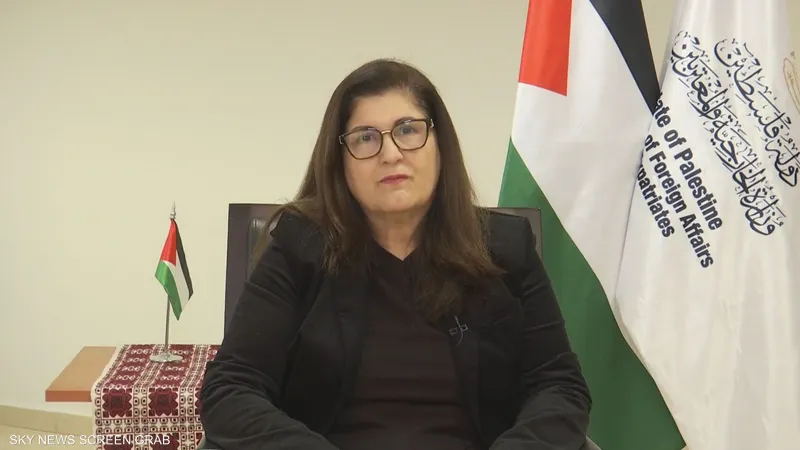 وزيرة الخارجية: استراتيجيتنا تقوم على وحدة الارض وتثبيت شعبنا في الضفة والقطاع